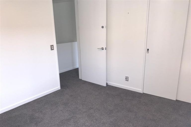 Photo of property in Montreaux Apartments, 10c/164 The Terrace, Wellington Central, Wellington, 6011