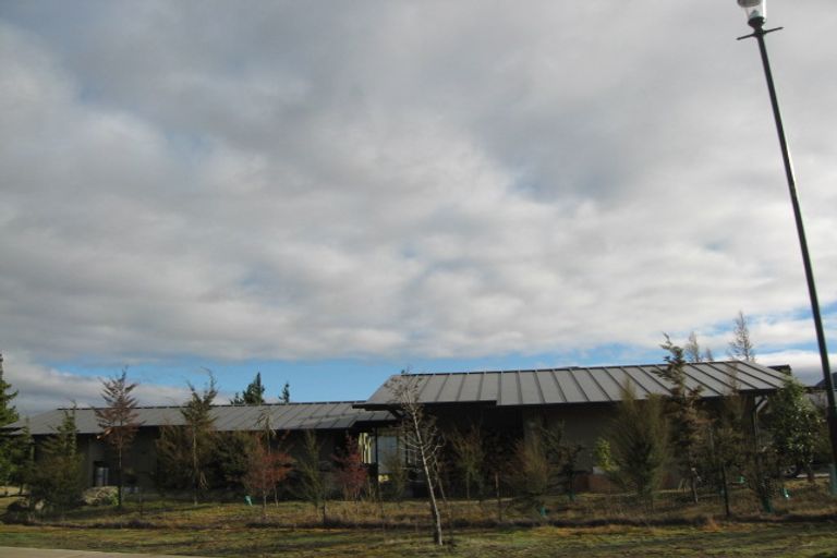 Photo of property in 41 Penrith Park Drive, Wanaka, 9305