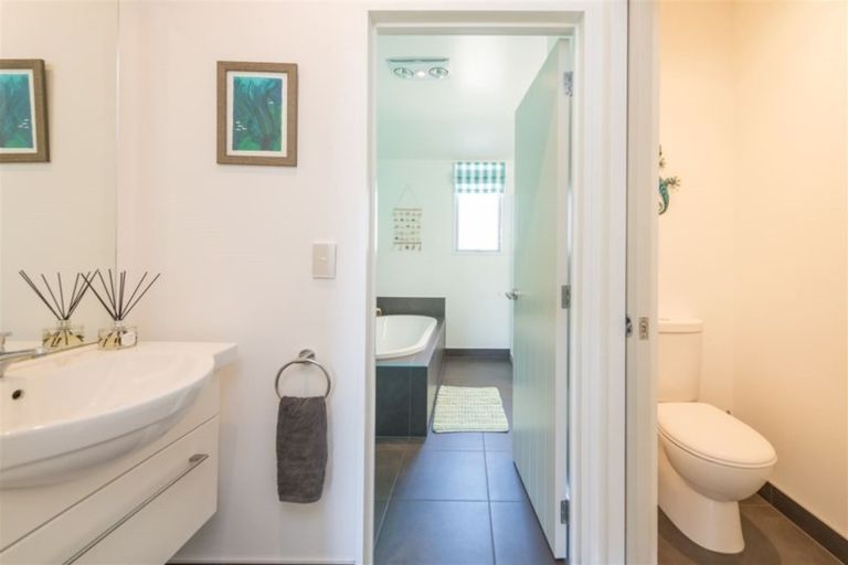 Photo of property in 32 Frenchay Drive, Atawhai, Nelson, 7010