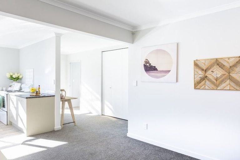 Photo of property in 17 Bluegum Road, Paraparaumu Beach, Paraparaumu, 5032