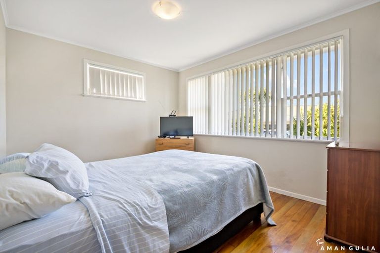 Photo of property in 19 Laura Street, Kelston, Auckland, 0602