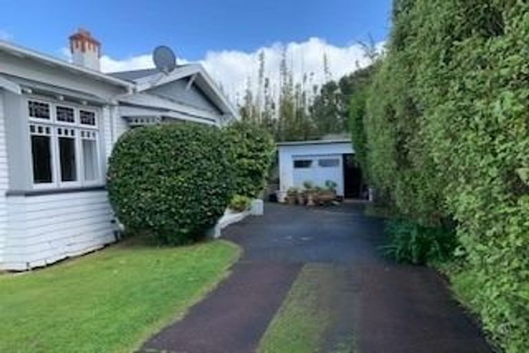 Photo of property in 23 Bracken Avenue, Takapuna, Auckland, 0622