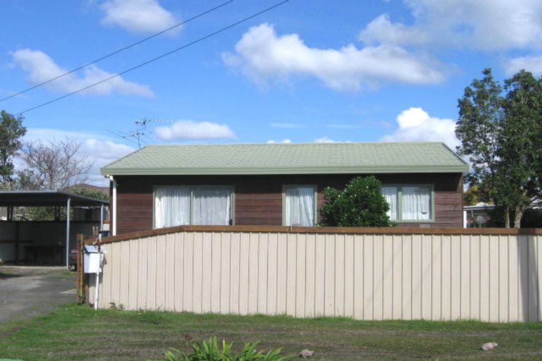 Photo of property in 4a Hawke Crescent, Beachlands, Auckland, 2018