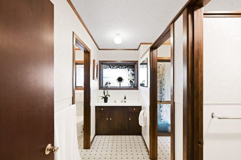 Photo of property in 16 Wilfred Street, St Andrews, Hamilton, 3200