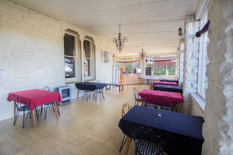 Photo of property in 140 Perth Street, Holmes Hill, Oamaru, 9401