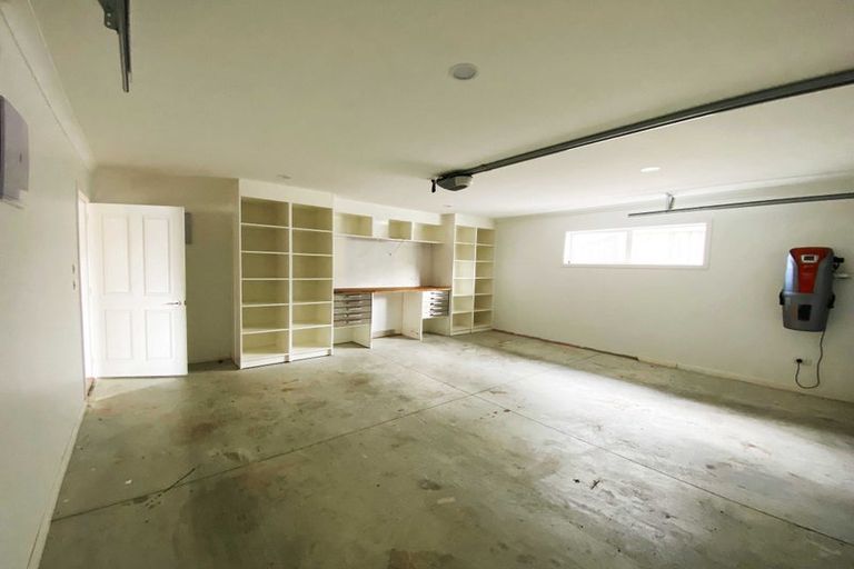 Photo of property in 31 Bounty Road, Long Bay, Auckland, 0630