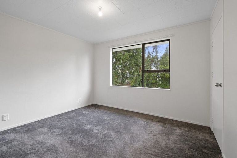 Photo of property in 24 Fergusson Street, Marton, 4710