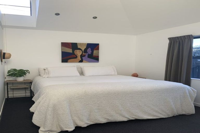 Photo of property in 70 Park Road, Miramar, Wellington, 6022