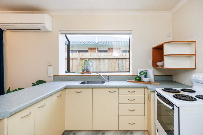 Photo of property in 5 Edgecombe Court, Roslyn, Palmerston North, 4414