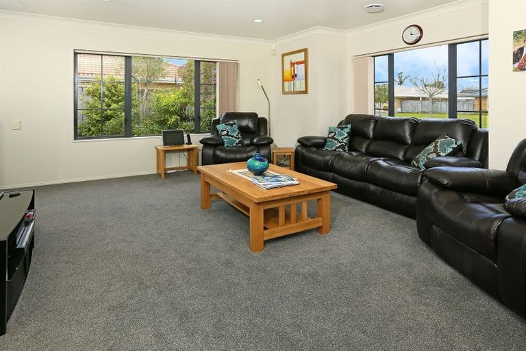 Photo of property in 21 Checkerberry Court, Henderson, Auckland, 0612