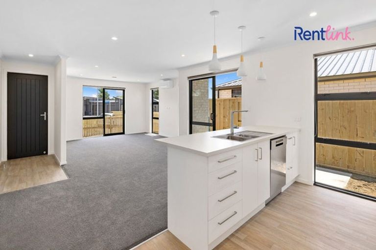 Photo of property in 30 Oioi Lane, Poike, Tauranga, 3112