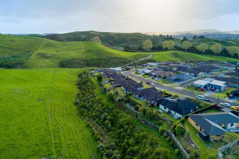 Photo of property in 92 Falcon Drive, Welcome Bay, Tauranga, 3112