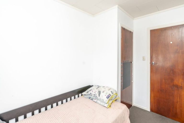 Photo of property in 2/6 Snead Place, Hamilton East, Hamilton, 3216