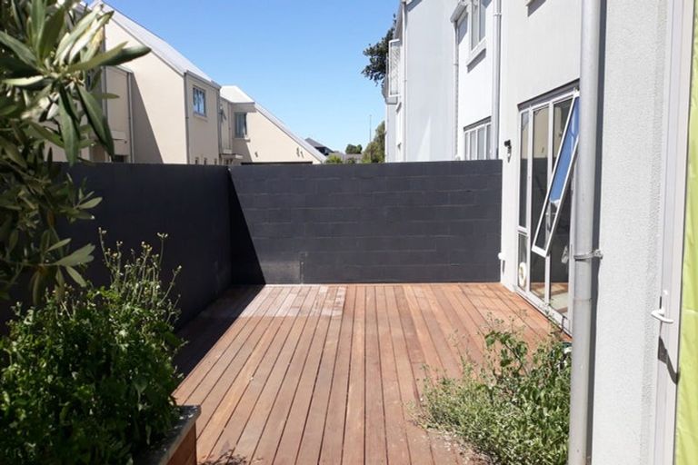 Photo of property in 972a Colombo Street, St Albans, Christchurch, 8014