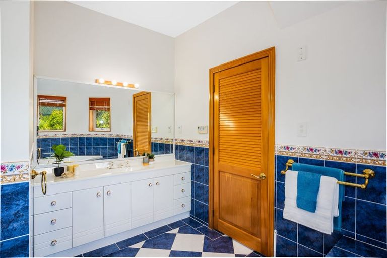 Photo of property in 65 Killalea Place, Paraparaumu, 5032