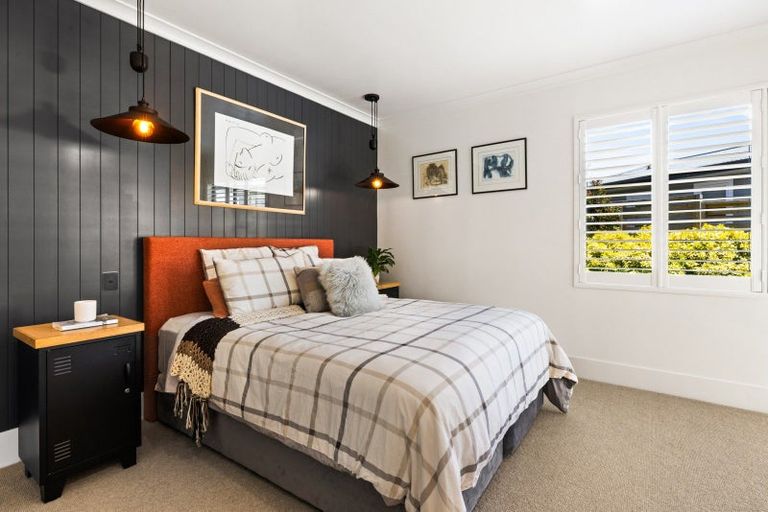 Photo of property in 12 Lennon Grove, Havelock North, 4130