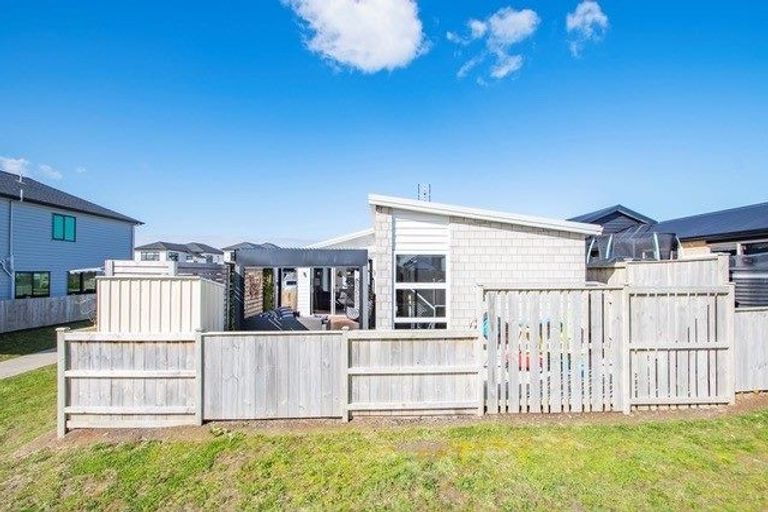 Photo of property in 30 Tawhiti Road, Pukekohe, 2120