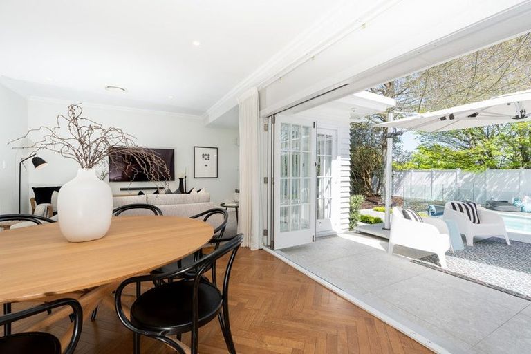 Photo of property in 10 Woodstock Road, Fairfield, Hamilton, 3214