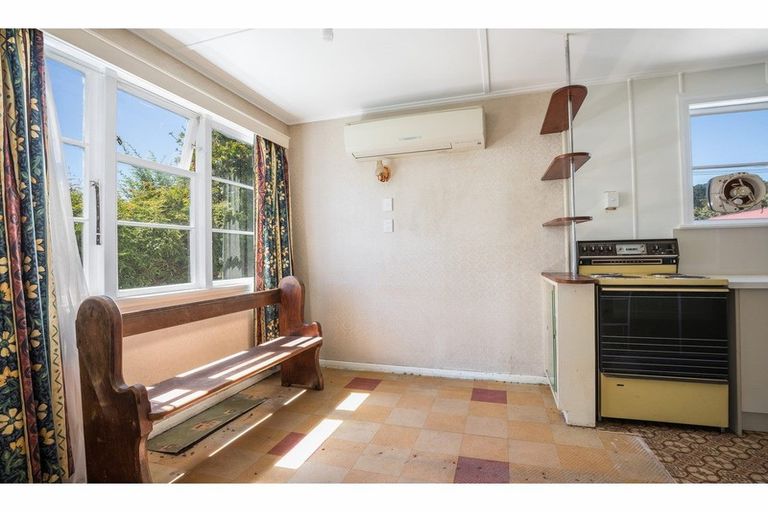 Photo of property in 26 Biddle Crescent, Taita, Lower Hutt, 5011