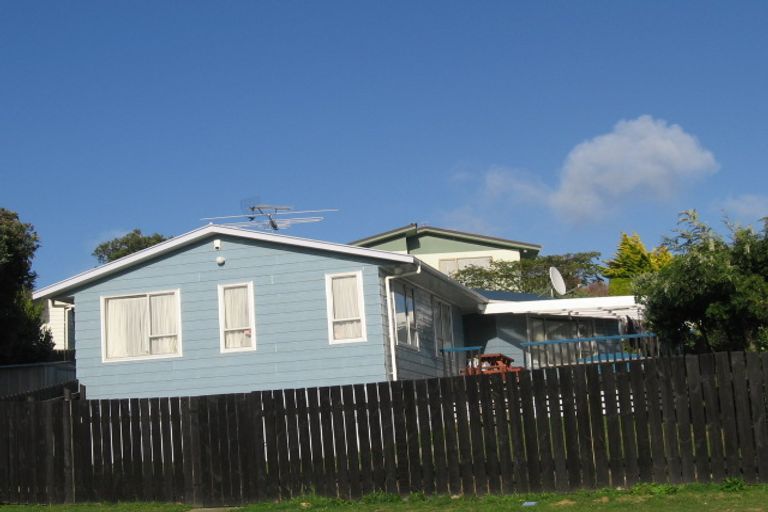 Photo of property in 58 Grays Road, Camborne, Porirua, 5026