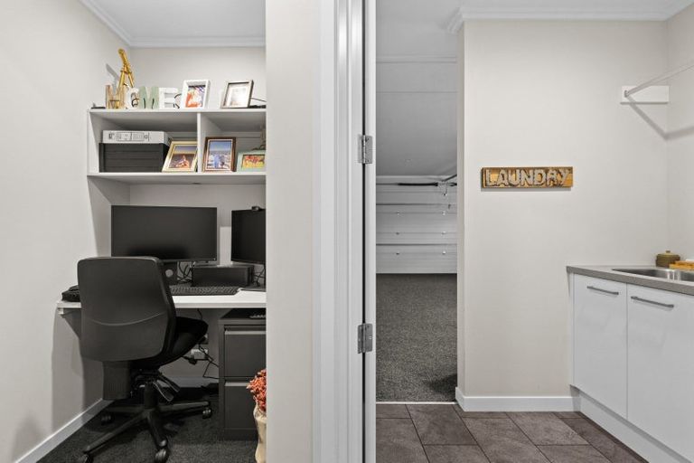 Photo of property in 75a Arataki Road, Havelock North, 4130