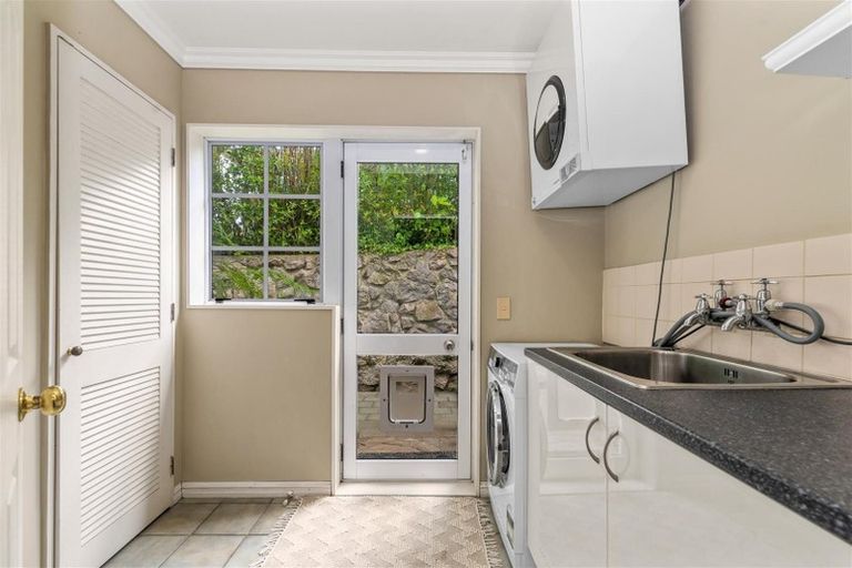 Photo of property in 168a Kawaha Point Road, Kawaha Point, Rotorua, 3010