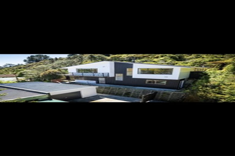 Photo of property in 105b Kamahi Street, Stokes Valley, Lower Hutt, 5019