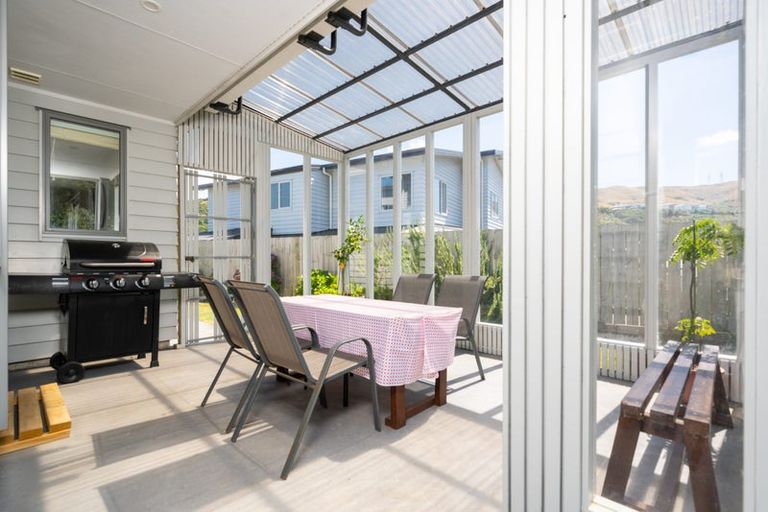 Photo of property in 5 Crompton Avenue, Churton Park, Wellington, 6037