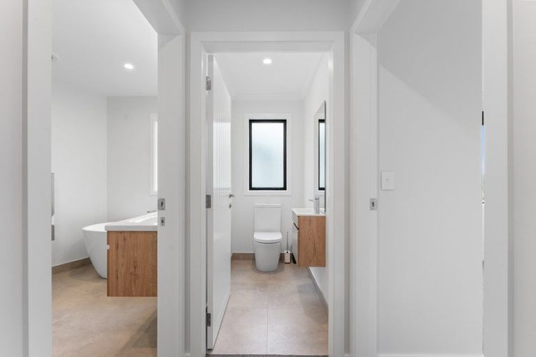 Photo of property in 18 Ranfurly Road, Pahiatua, 4984