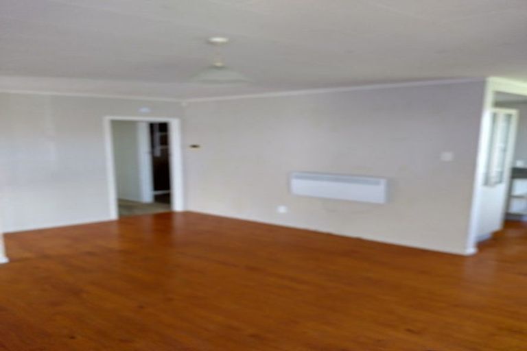 Photo of property in 5 Wroughton Crescent, Otara, Auckland, 2023