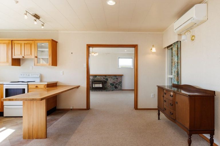 Photo of property in 4 Edwards Place, Terrace End, Palmerston North, 4410