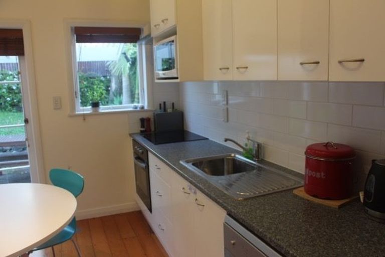 Photo of property in 92 Balmoral Road, Mount Eden, Auckland, 1024