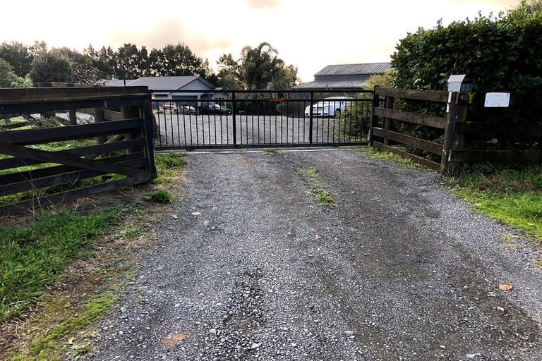 Photo of property in 45 Kath Henry Lane, Drury, 2113