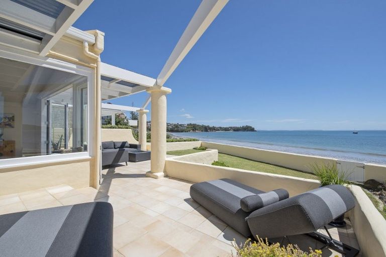 Photo of property in 9a Holiday Road, Milford, Auckland, 0620