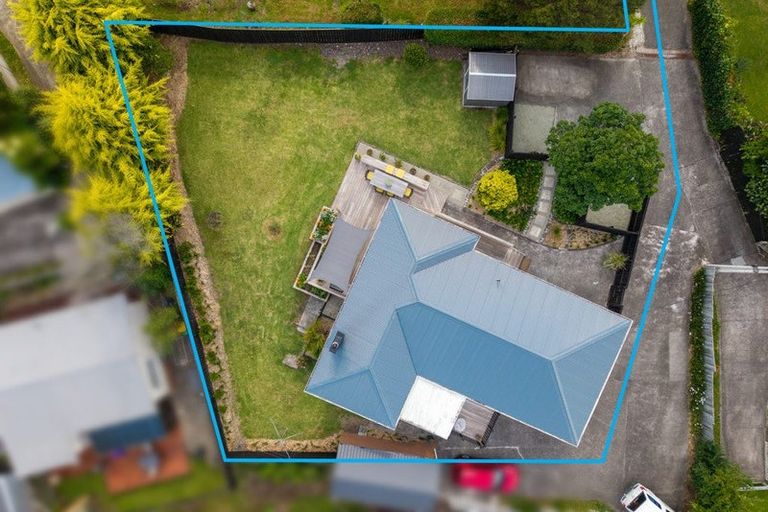 Photo of property in 2/300 Rangatira Road, Beach Haven, Auckland, 0626