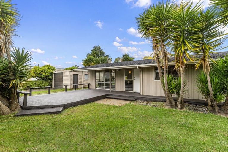 Photo of property in 2 Holloway Place, Forest Lake, Hamilton, 3200