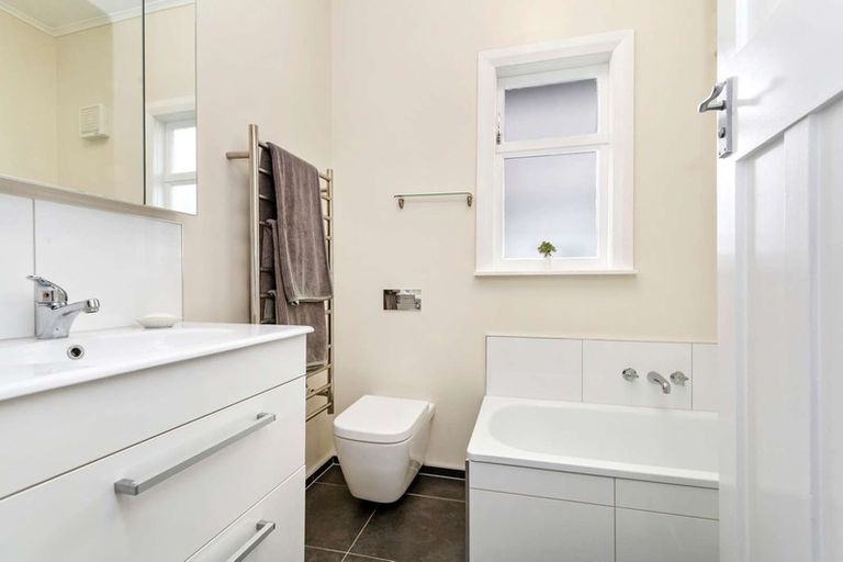 Photo of property in 63 William Street, Petone, Lower Hutt, 5012