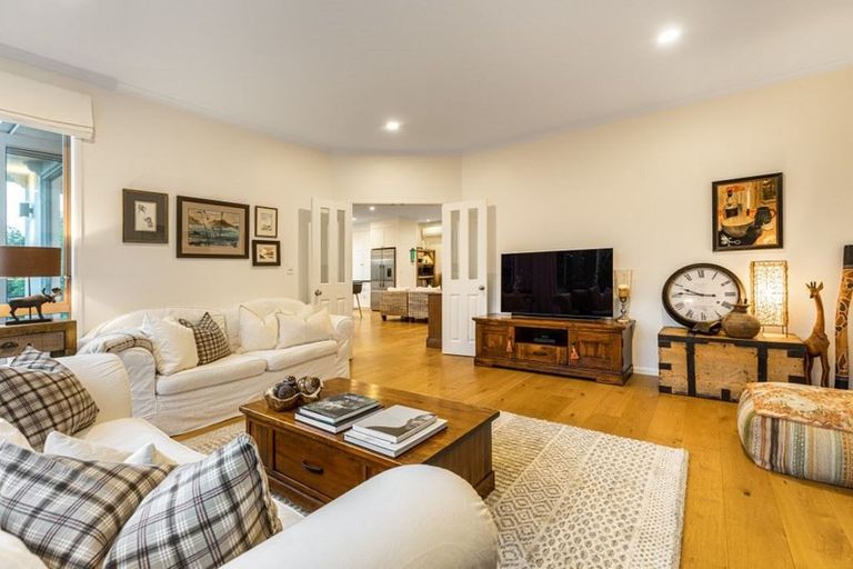 Photo of property in 135 Glenmore Road, Coatesville, Albany, 0793