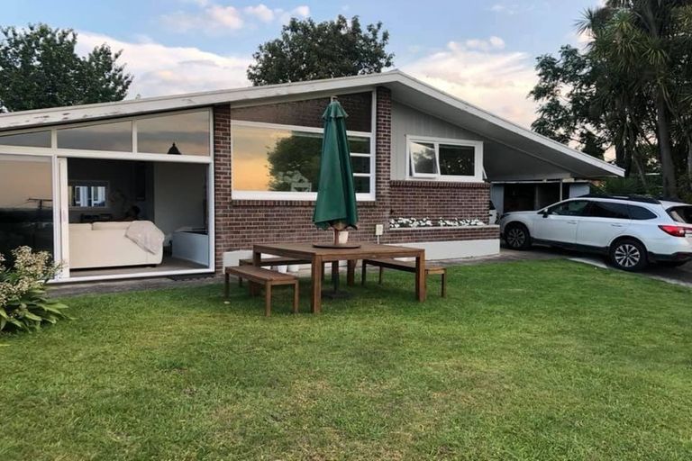 Photo of property in 25 Waikite Road, Welcome Bay, Tauranga, 3112