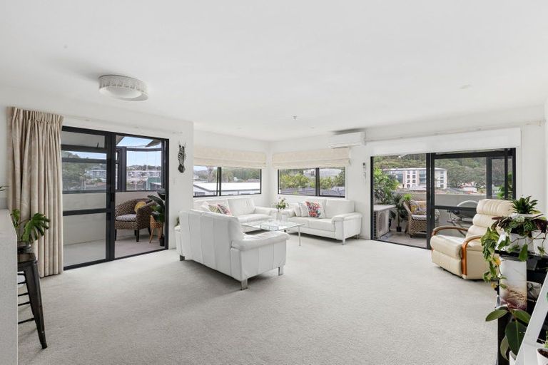 Photo of property in 15e Puriri Avenue, Orewa, 0931