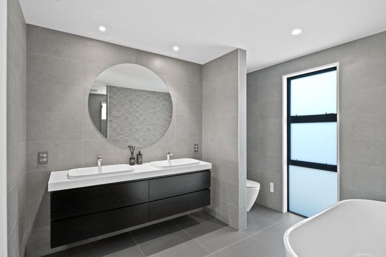 Photo of property in 128 Tosswill Road, Prebbleton, 7604