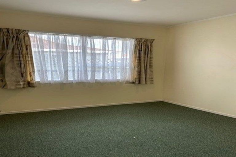 Photo of property in 2/261 Shirley Road, Papatoetoe, Auckland, 2025