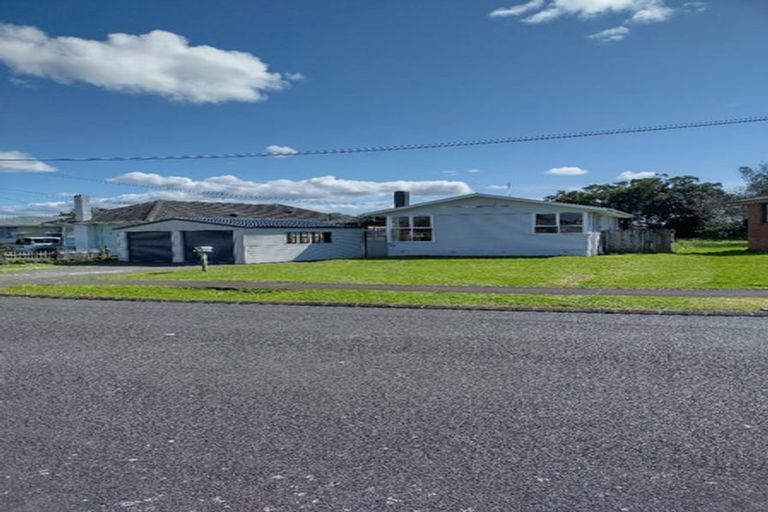 Photo of property in 5 Wroughton Crescent, Otara, Auckland, 2023