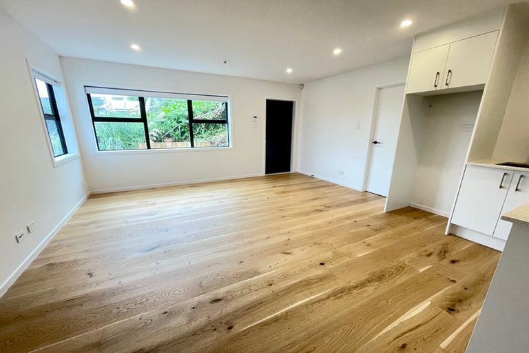 Photo of property in 156a Ti Rakau Drive, Pakuranga, Auckland, 2010