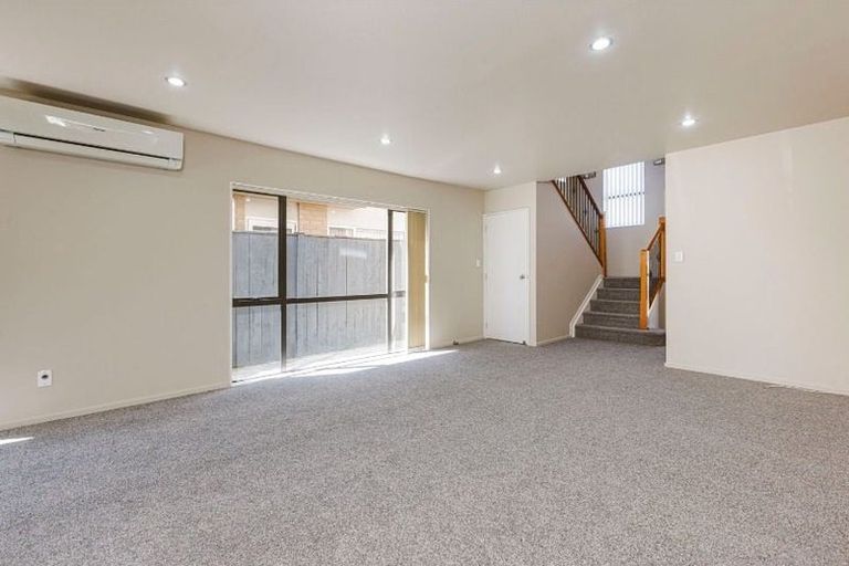 Photo of property in 31 Janway Avenue, Flat Bush, Auckland, 2016