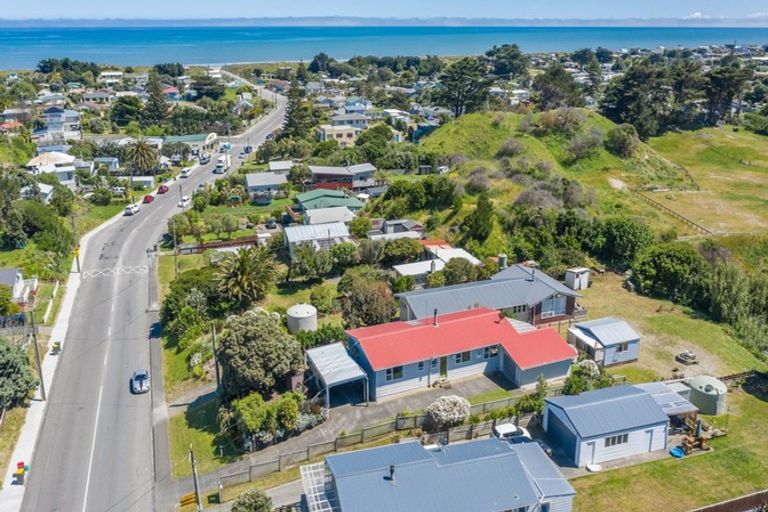 Photo of property in 628 Waitarere Beach Road, Waitarere Beach, Levin, 5510