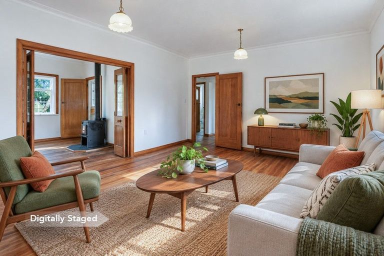 Photo of property in 40 Domain Road, Otaki, 5512