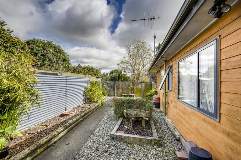 Photo of property in 2/16 Alan Styles Place, Greenmeadows, Napier, 4112