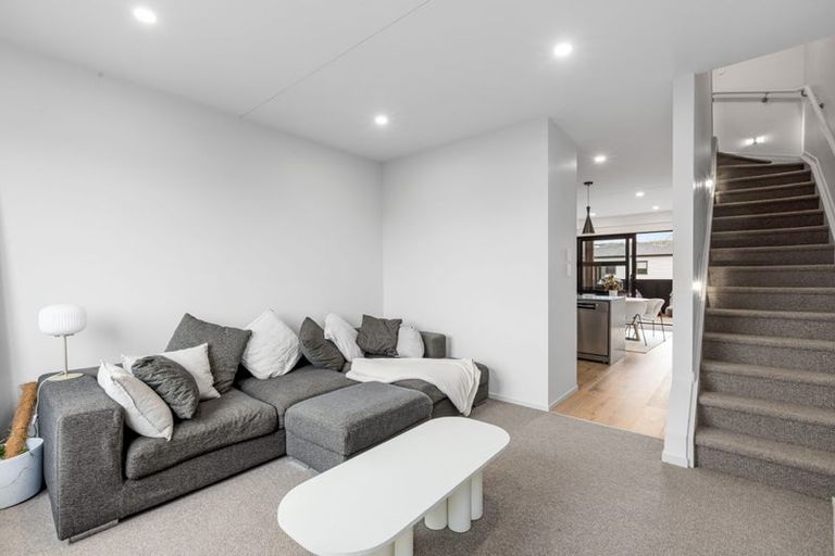 Photo of property in 5 Longshore Drive, Long Bay, Auckland, 0630