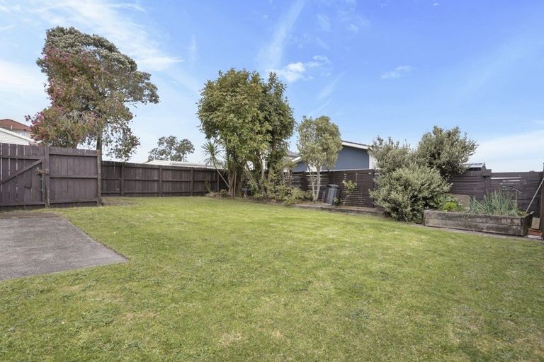 Photo of property in 116 Mokoia Road, Chatswood, Auckland, 0626